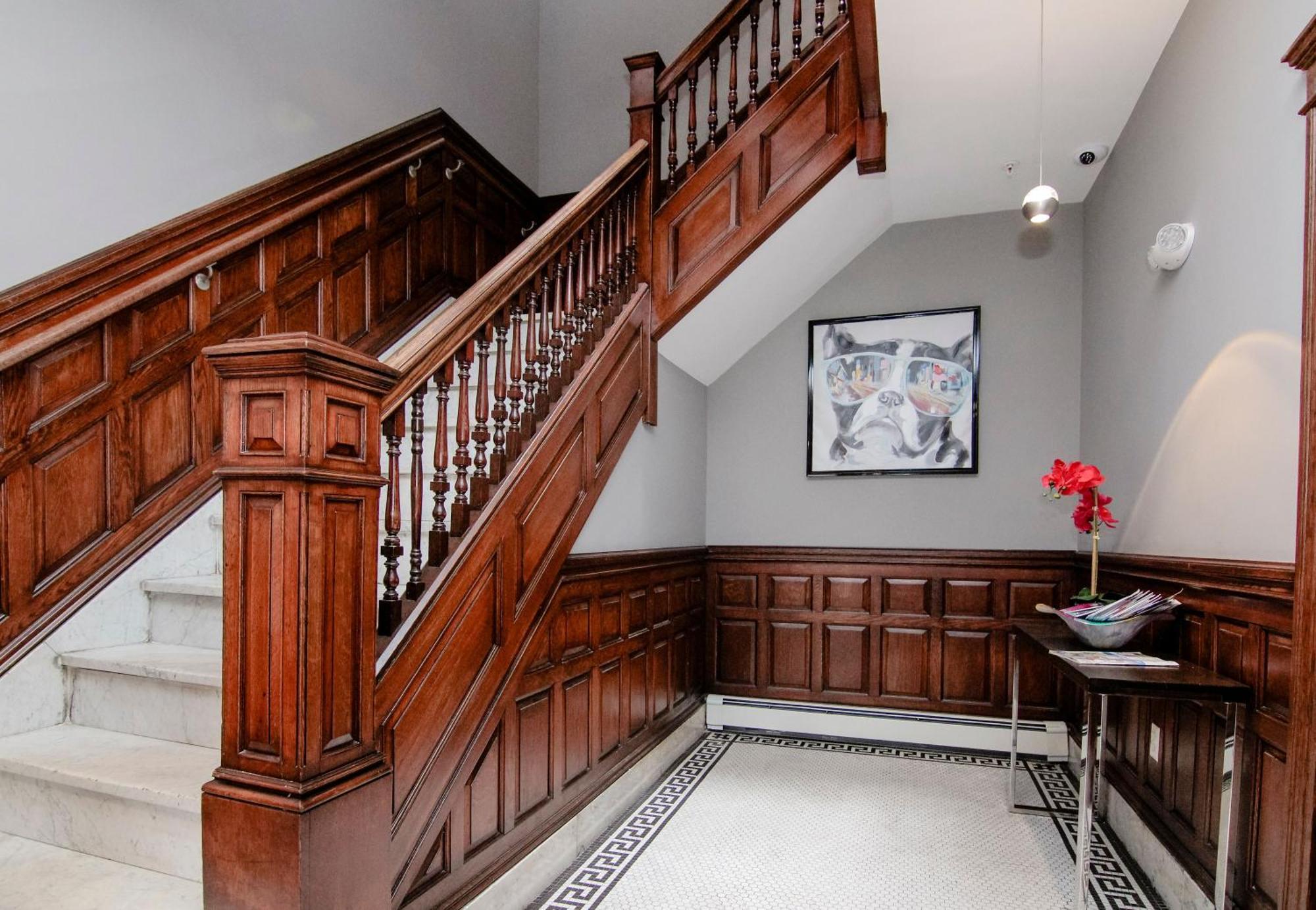 A Stylish Stay W/ A Queen Bed, Heated Floors.. #15 Brookline Luaran gambar