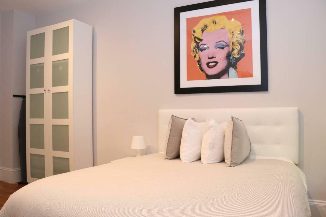 A Stylish Stay W/ A Queen Bed, Heated Floors.. #15 Brookline Luaran gambar