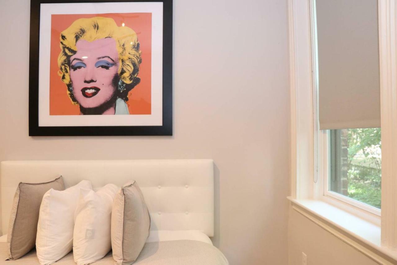 A Stylish Stay W/ A Queen Bed, Heated Floors.. #15 Brookline Luaran gambar