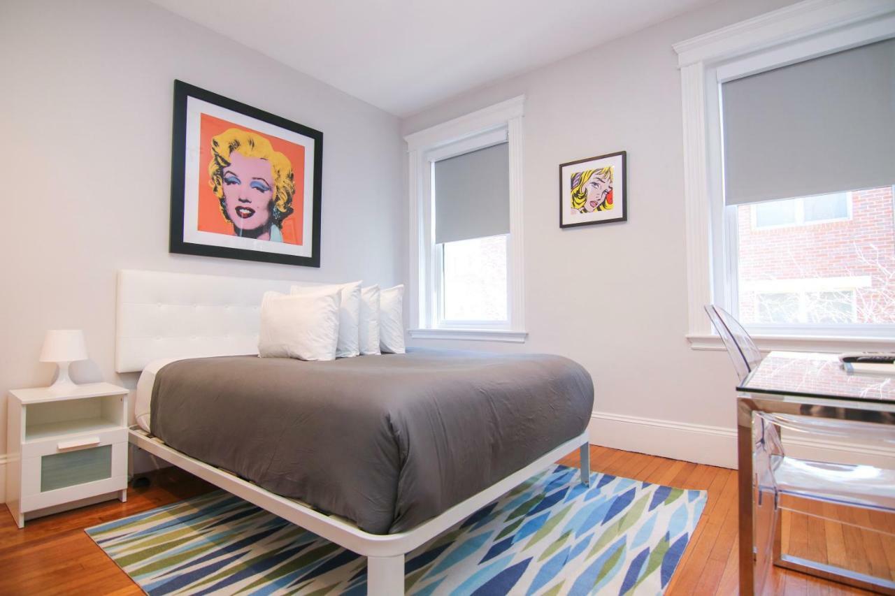 A Stylish Stay W/ A Queen Bed, Heated Floors.. #15 Brookline Luaran gambar